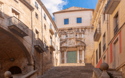 Découvrez les rues et les places les plus insolites de Gérone